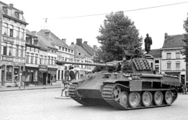 Spielberger "Der Panzerkampfwagen Panther" Tank-History 1978 (9185)